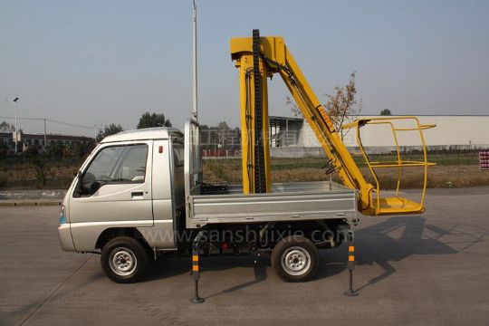 點(diǎn)擊查看詳細(xì)信息<br>標(biāo)題：電動(dòng)作業(yè)車(chē) 閱讀次數(shù)：3363