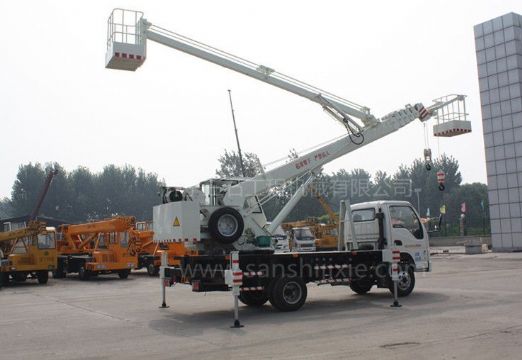 點(diǎn)擊查看詳細(xì)信息<br>標(biāo)題：高空作業(yè)車 閱讀次數(shù)：4032