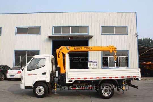 點擊查看詳細信息<br>標題：3噸隨車吊 閱讀次數(shù)：3191