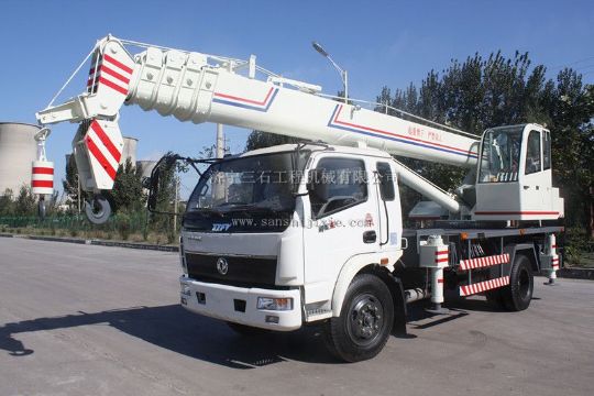 點擊查看詳細信息<br>標題：12-16噸汽車吊 閱讀次數(shù)：4667