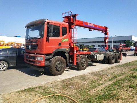 點(diǎn)擊查看詳細(xì)信息<br>標(biāo)題：12噸前四后八隨車吊 閱讀次數(shù)：2124