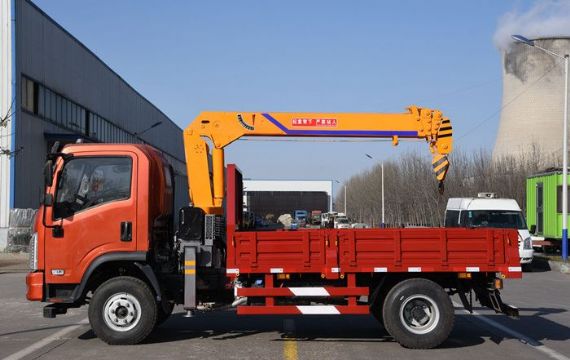 點(diǎn)擊查看詳細(xì)信息<br>標(biāo)題：4噸大運(yùn)隨車吊 閱讀次數(shù)：2331