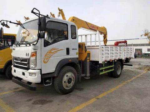 點(diǎn)擊查看詳細(xì)信息<br>標(biāo)題：5噸重汽豪曼隨車(chē)吊 閱讀次數(shù)：2556