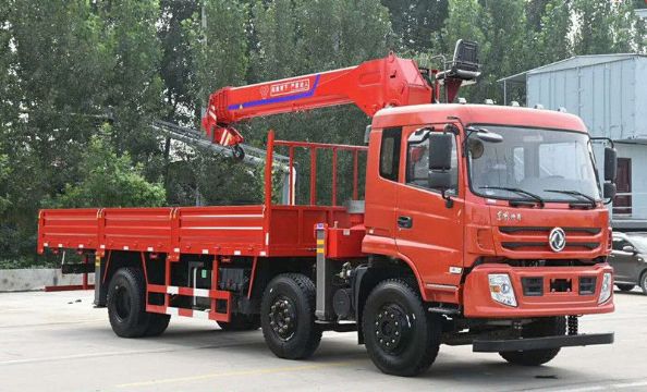 點(diǎn)擊查看詳細(xì)信息<br>標(biāo)題：貨箱7.1米前四后四 閱讀次數(shù)：2254