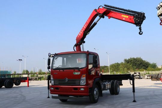 點(diǎn)擊查看詳細(xì)信息<br>標(biāo)題：6.3噸折臂吊 閱讀次數(shù)：3137